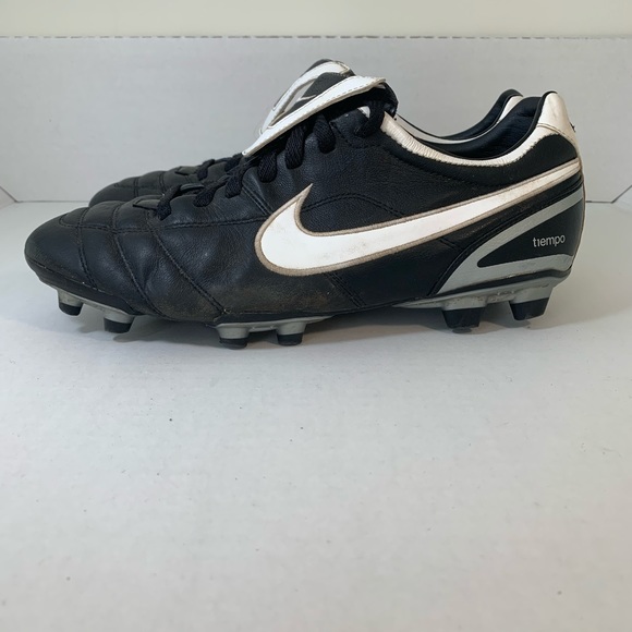 nike tiempo size 11